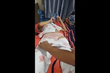 Aksi Nekat Buka Celana Buat Begituan Secara Spontan